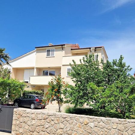Apartment Pipo Krk Town Dış mekan fotoğraf