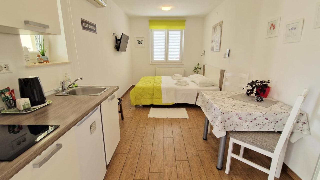 Apartment Pipo Krk Town Dış mekan fotoğraf