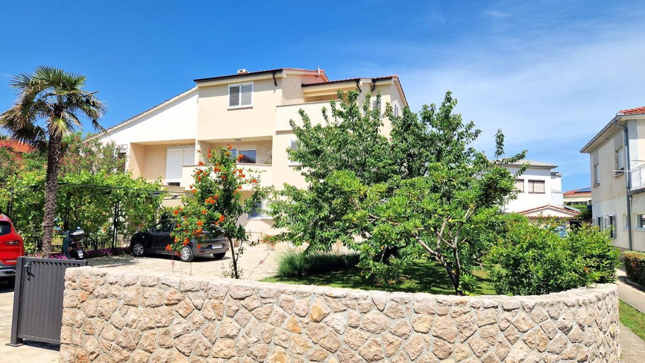 Apartment Pipo Krk Town Dış mekan fotoğraf
